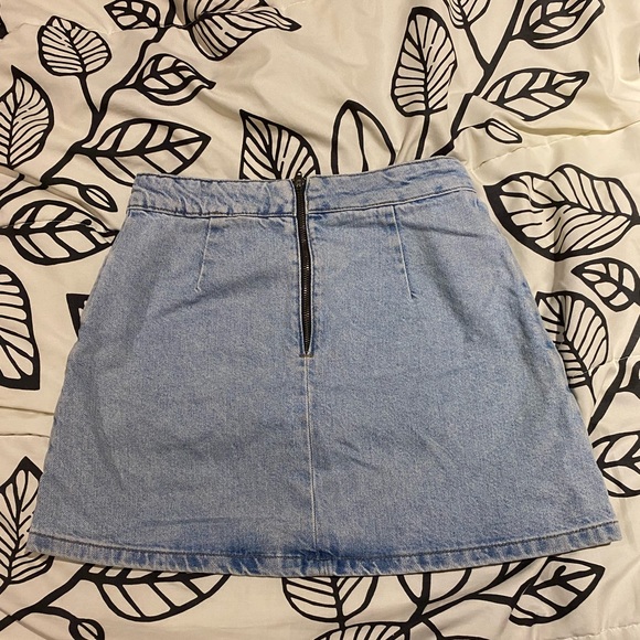 BDG Utility A-Line Denim Mini Skirt - Picture 6 of 6